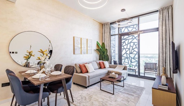 Great Fully Equipped 1BDR Apartment in Masdar for 4 Pax