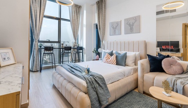 GuestReady - Studio | Modern with Balcony Space