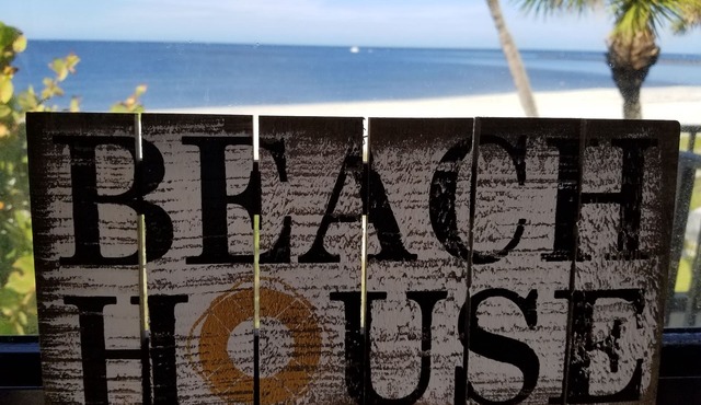 Gulf Front - Sunsets from your own personal lanai