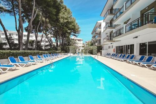 Guya Wave Hotel