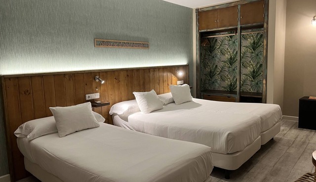 Hostal Alameda