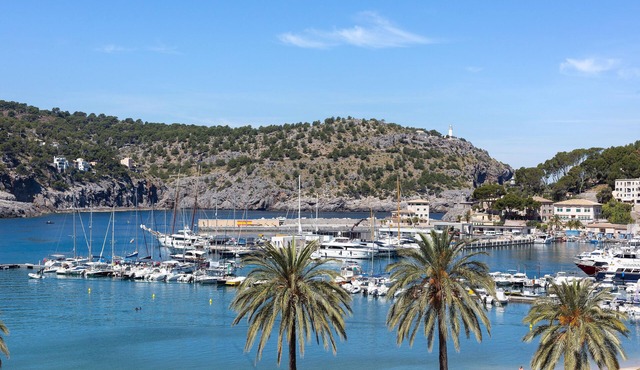 Hotel Aimia