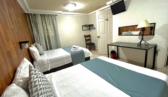 Hotel Suites Santa Teresa