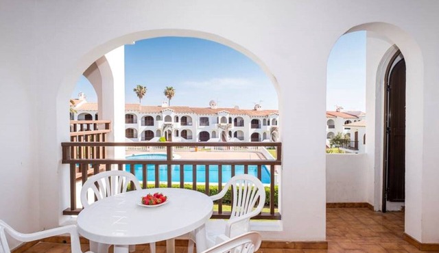 In the Vacation Complex with Pool and Balcony - Girasol Garden Superior 2 A