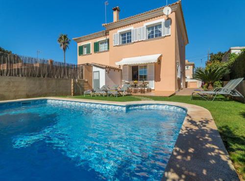 Modern Villa with Pool