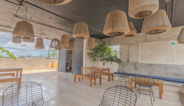 New Merida Marvel, Rooftop Pool with Views