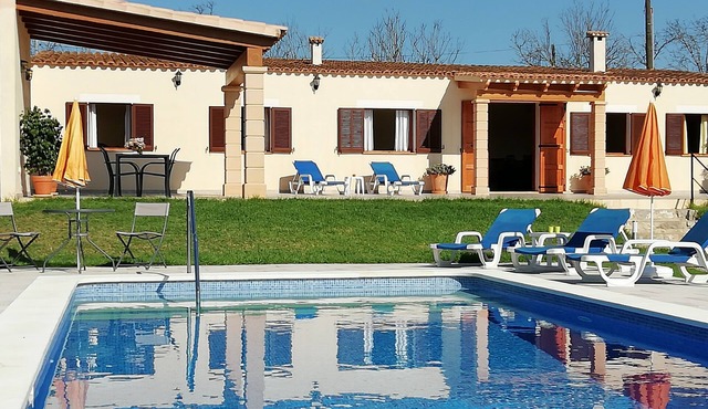 Nice country house, newly reformed and well placed in Cala Millor