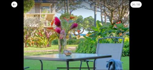 Romantic Garden Escape - Steps to Beach