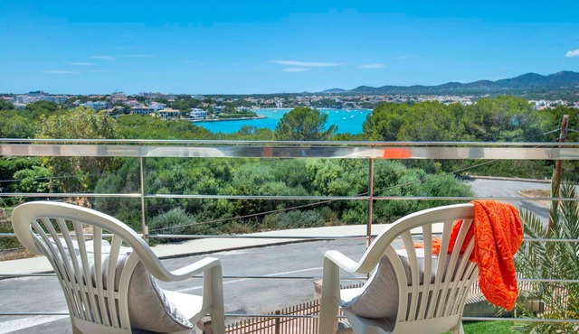 Ses Crestes - Three Bedroom Villa, Sleeps 6