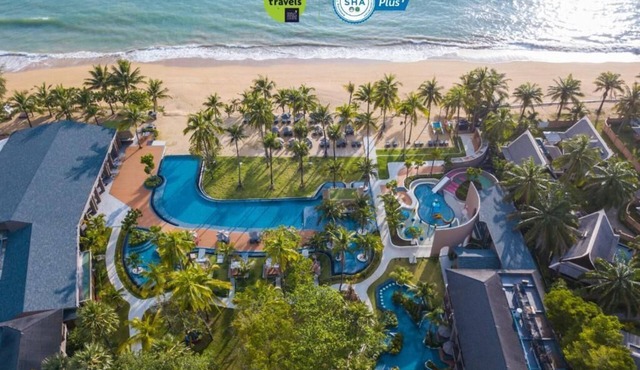 (SHA+)Double room with Pool Access (P02)