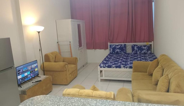 Studio flat Nahda GP2104