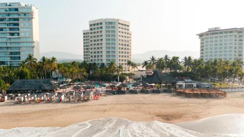 Sunscape Dorado Pacifico Ixtapa Resort & Spa- All Inclusive