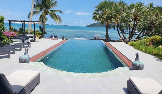 Thai style Villa directly on the beach.
