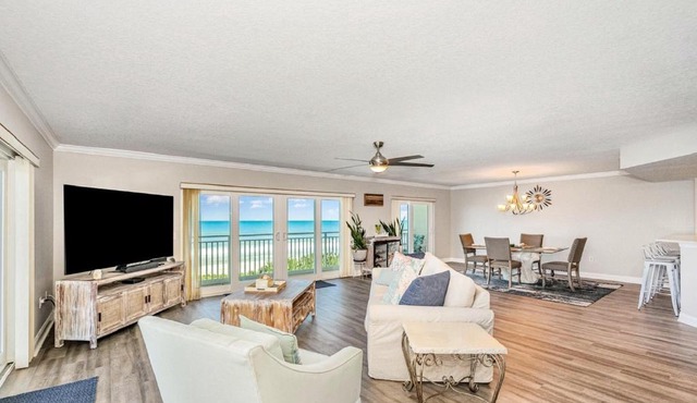 Three Bedroom Oceanfront Residence with Wraparound