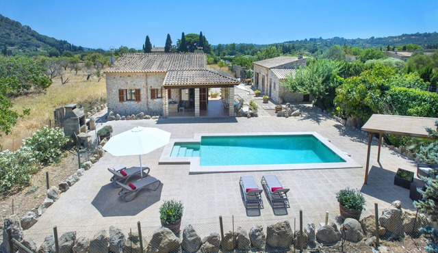 VILLA GABELLI - RUSTIC STAY WITH GREAT VIEWS