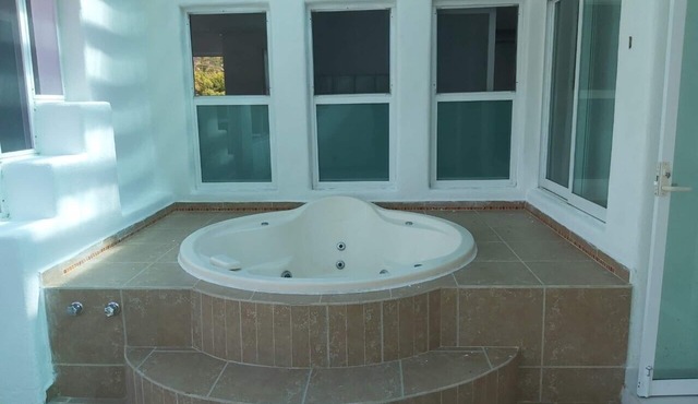 Weekend House