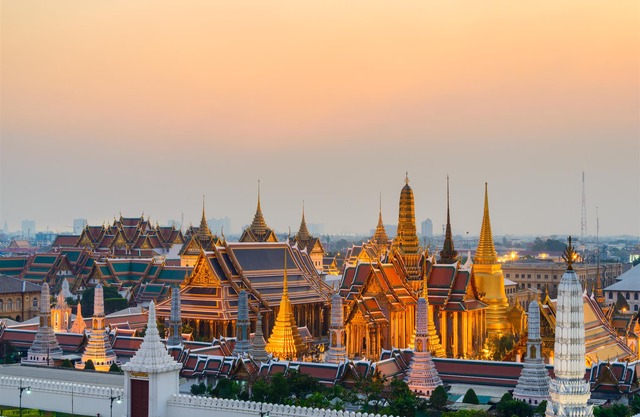 A Room Bangkok Sathorn