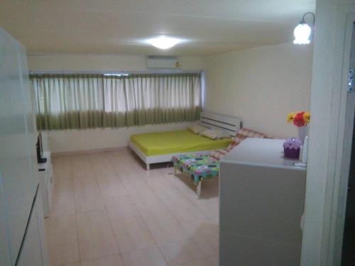 Airport Transfer Bangkok apartment