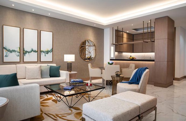Al Jaddaf Rotana Suite Hotel