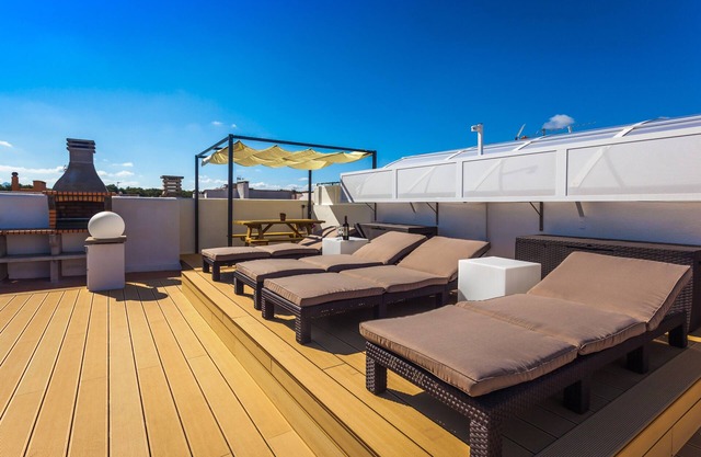 Apartment Obelisc-1 with Wifi and close to the beach