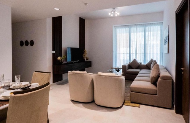 Baytik - Sumptuous 2BR Apartment Al Barsha
