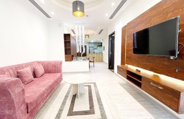 BEAUTIFUL AND COZY 1 BEDROOM APARTMENT WITH 2 BEDS - GOLF VIEW