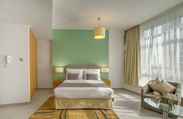 Classic Studio Near Carrefour Tecom By Luxury Bookings