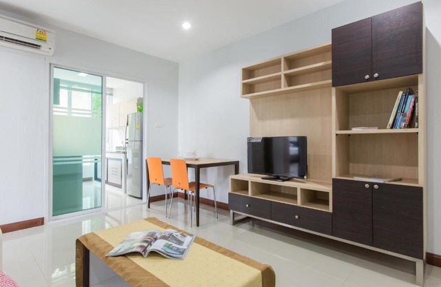 Cozy Apt 2BedR 2BathR Sukhumvit BTS Ekkamai