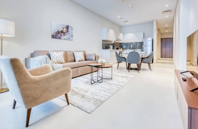 Dazzling 1BR with Concierge and Luxurious Amenities