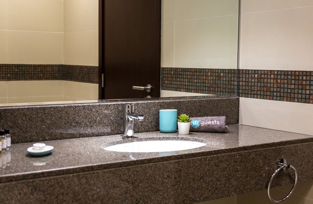 Nice 1 bedroom in Culture Village