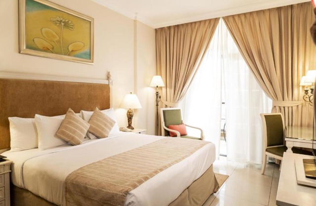 One Bedroom Apartment Near Internet Metro Station By Luxury Bookings AE