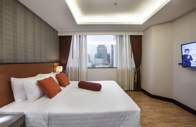One Bedroom Suite in heart of the city (A96)