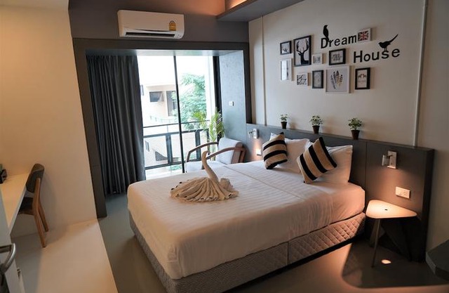 Silom Studios