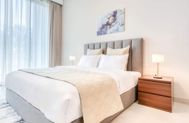 Stylish 1BR with Concierge and Luxurious Amenities