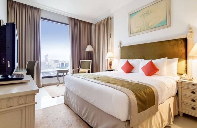 Two Bedroom Apartment Near Internet City Metro 14