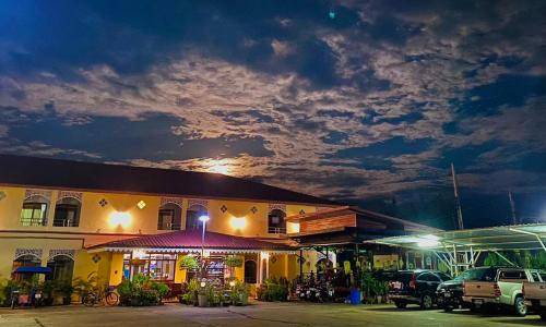 That Phanom Hotel | 20 m² Hotel ∙ 2 guests