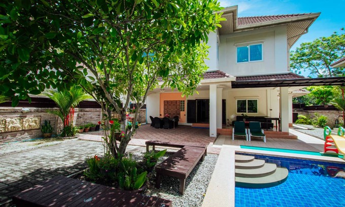 Nong Prue Villa | 200 m² Villa ∙ 3 bedrooms ∙ 8 guests