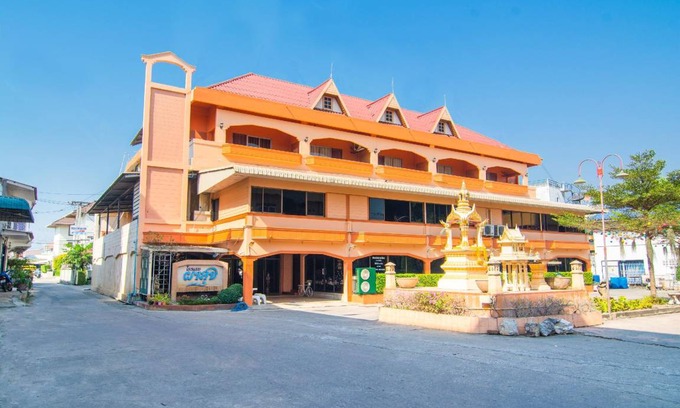 Khao Noi Hotel | 22 m² Hotel ∙ 8 guests