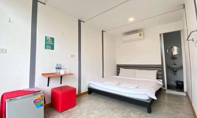 San Sai Hotel | 27 m² Hotel ∙ 3 guests