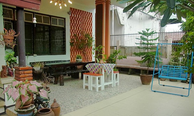 Nai Mueang House | 28 Rachabutr Hostel