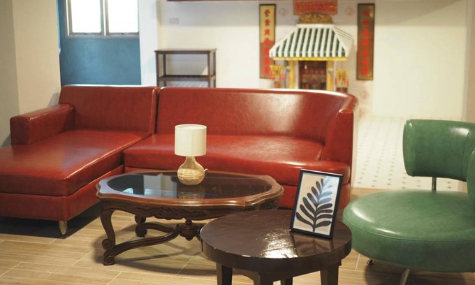 Bang Lamphu Lang Hostel | 29 m² Hostel ∙ 7 guests