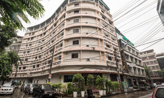 Pom Prap Sattru Phai Resort | 30 m² Resort ∙ 127 guests
