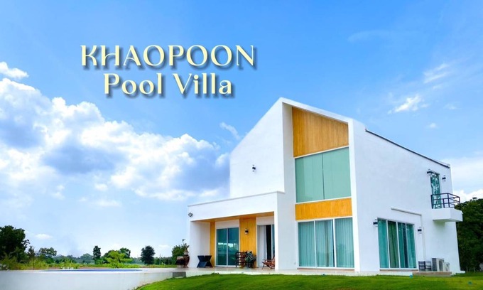 Kanchanaburi Villa | 300 m² Villa ∙ 2 bedrooms ∙ 8 guests