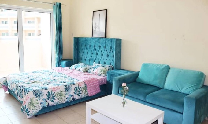 Discovery Gardens Apartment | 52 m² Apartment ∙ 1 bedroom ∙ 2 guests