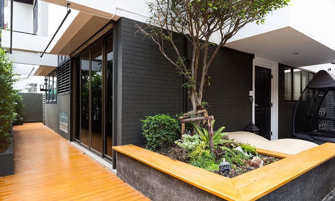 Ekkamai House | 5BR, cozy & modern detached house