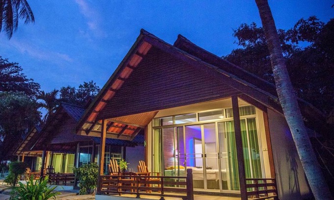 Chaweng City Center Resort | 73 m² Resort ∙ 8 guests