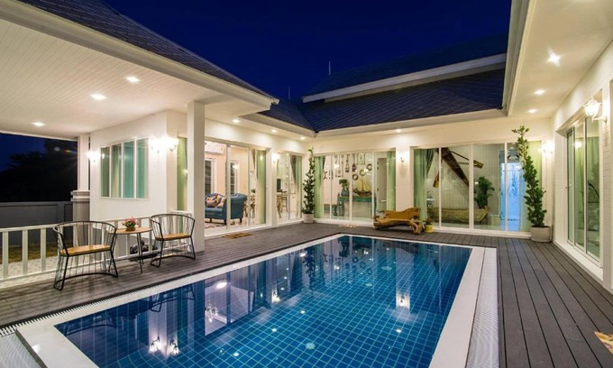 Ban Nong Sadao Villa | Baan Hua Hin Suk Jung
