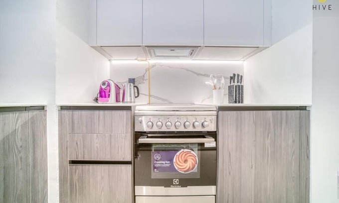 Barsha Heights Apartment | Beautiful 1 Bedroom Apartment in Euro Residence