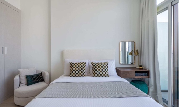 Jumeirah Village Circle Apartment | Bright and Contemporary Studio in JVC