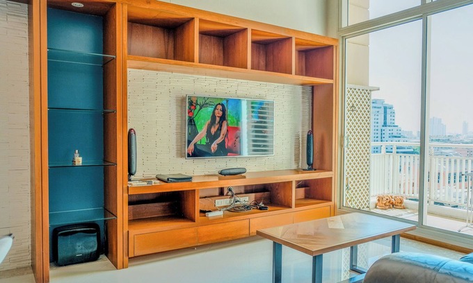 Yan Nawa Condo | Charming 2-bedroom duplex with WiFi, AC in wonderful Krung Thep Maha Nakhon